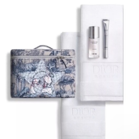 DIOR-“AROUND THE WORLD” VANITY CASE/HAND TOWELS/CAPTURE TOTALE HYALUSHOT & CREAM - Picture 1 of 16
